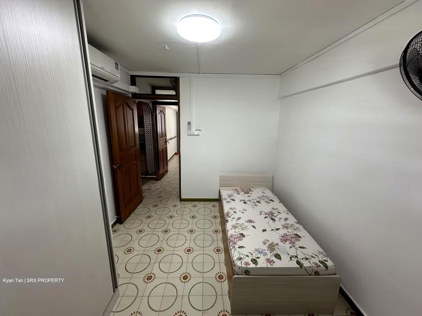 Blk 214 Bedok Town Centre (Bedok), HDB 3 Rooms #569319501